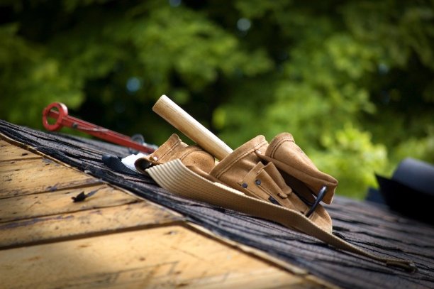 Roofers Near Emerson, IA Available Now